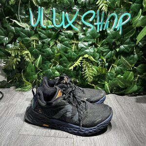 New Balance Sneakers Women’s 7 HIERRO V6 Fresh Foam GORETEX Trail Running Sample